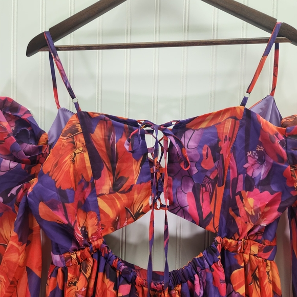 Loragal Vibrant Floral Chic Maxi Dress V- Neckline Wide Sleeves & Open Slit - Picture 9 of 14